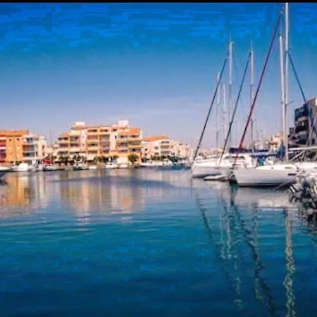 Studio In With Balcony 200 M From The Beach آجد